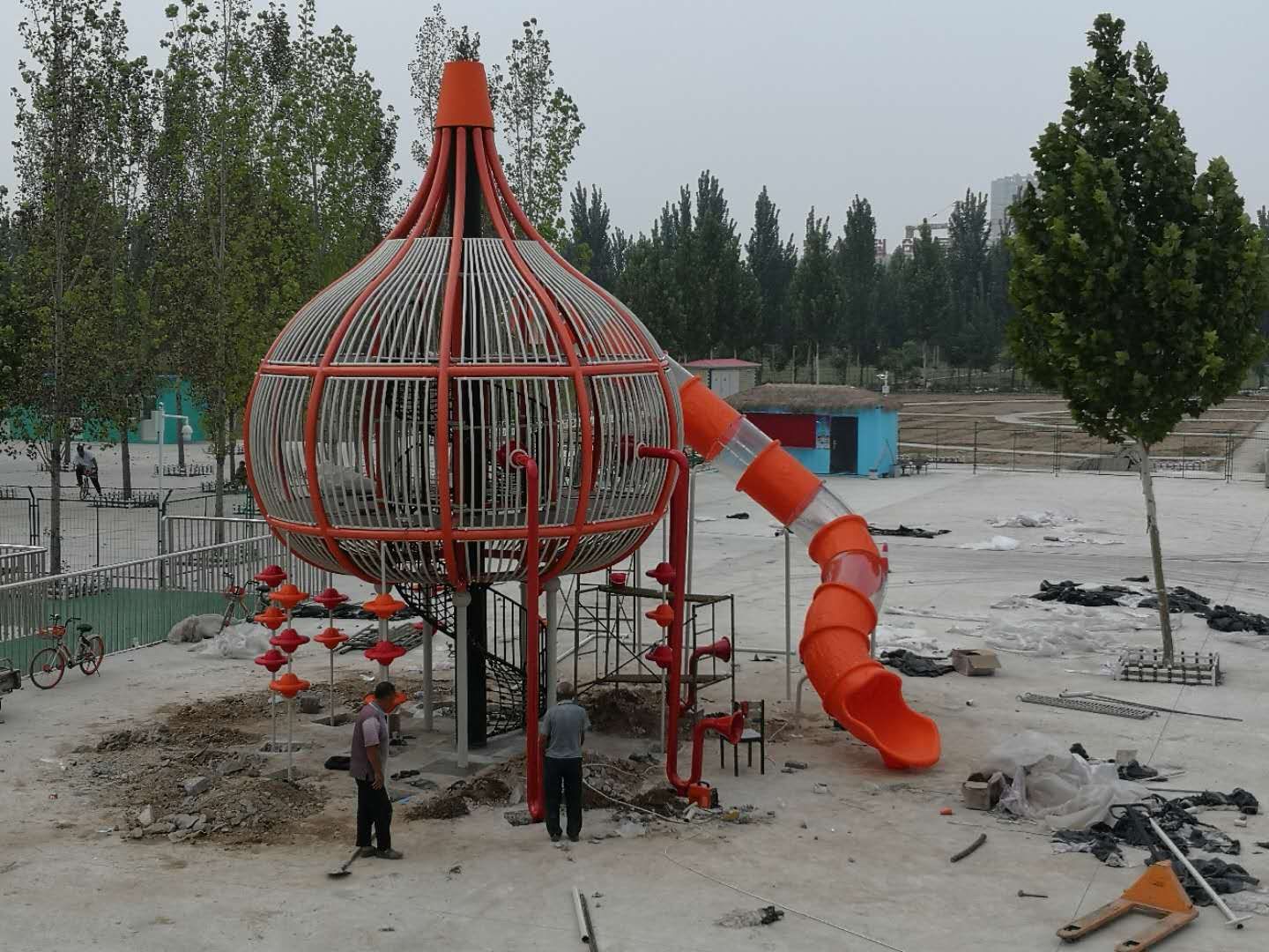 outdoor playground equipment