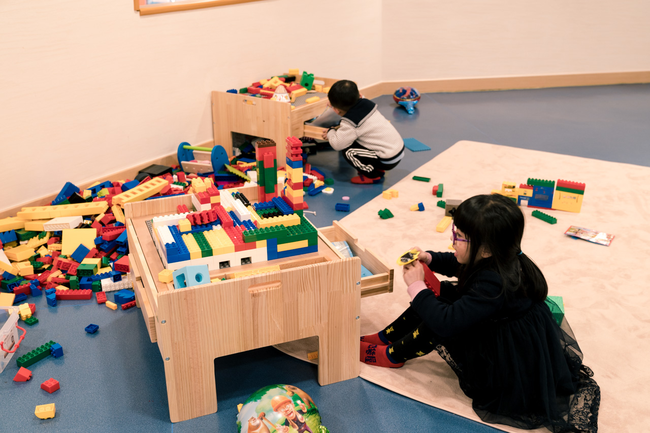 How to reasonably divide the indoor playground (2)