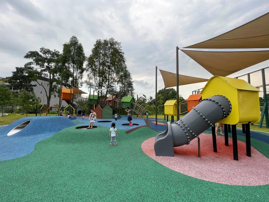 Yishun N8 Park Treehouse Playground