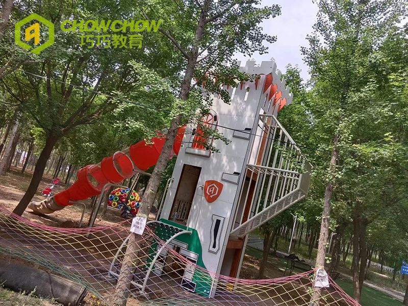 tree house for kids outdoor