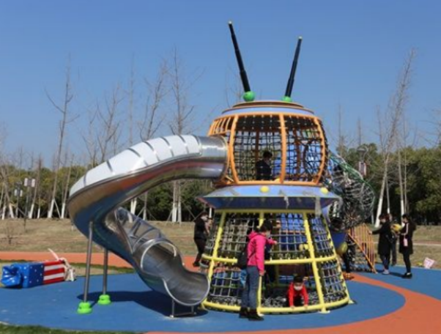 Qiao Qiao latest customized robot model outdoor slide plastic playground equipment with climbing