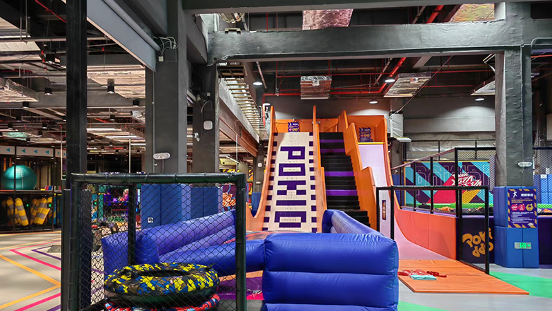 Jumper Indoor Trampoline Park supplier