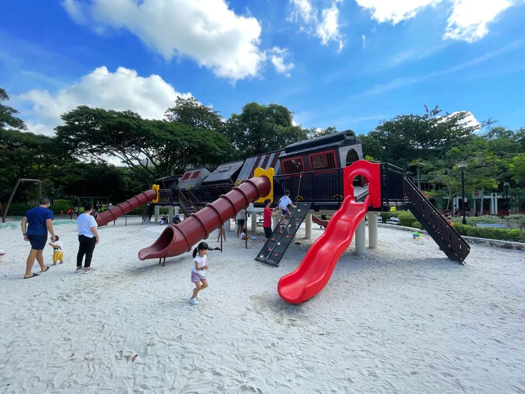 Tiong Bahru Park Playground