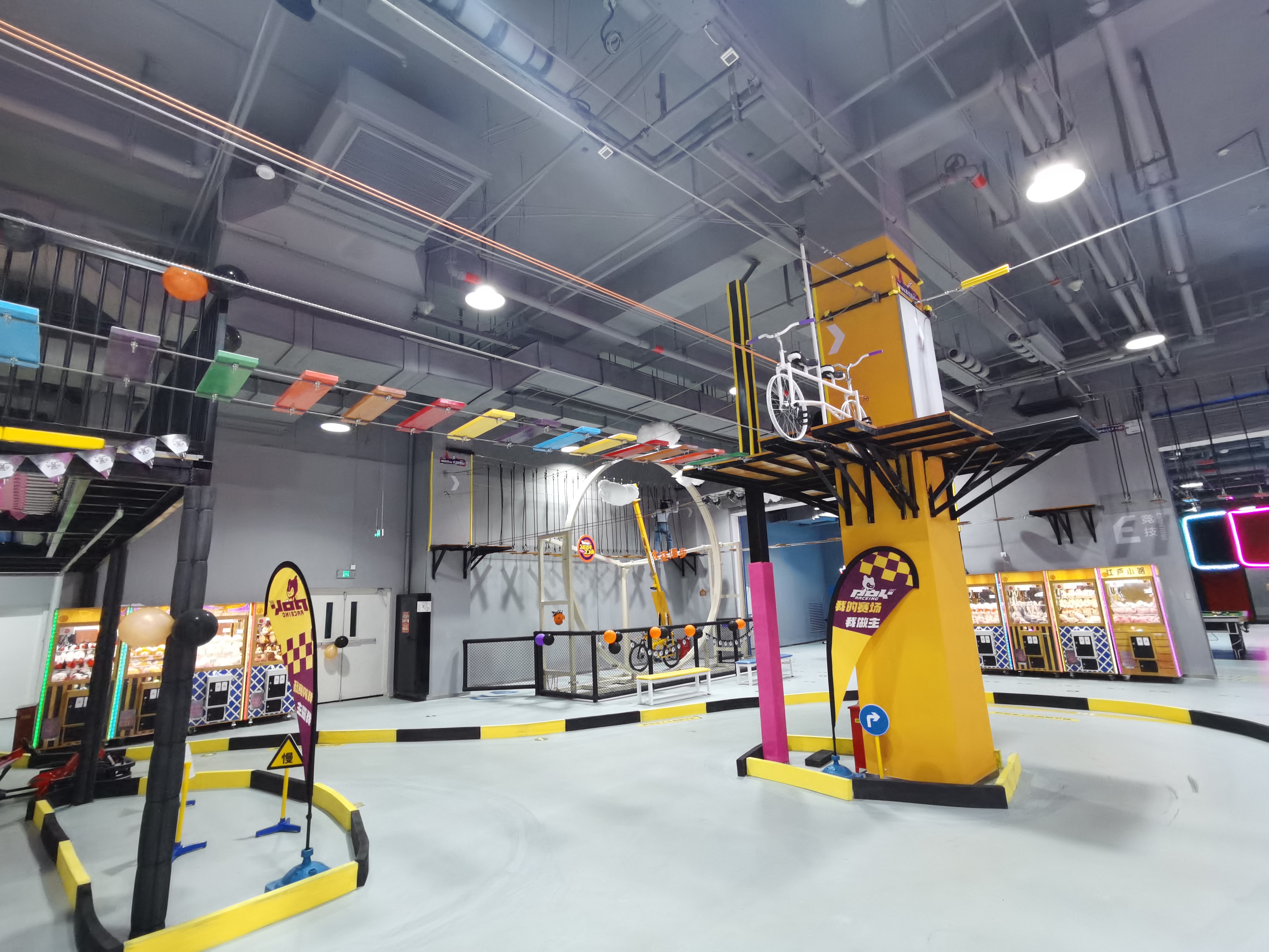 indoor play equipment manufacturers