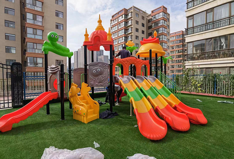 outdoor playground set