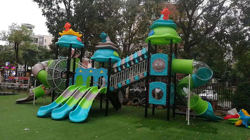 outdoor playground set