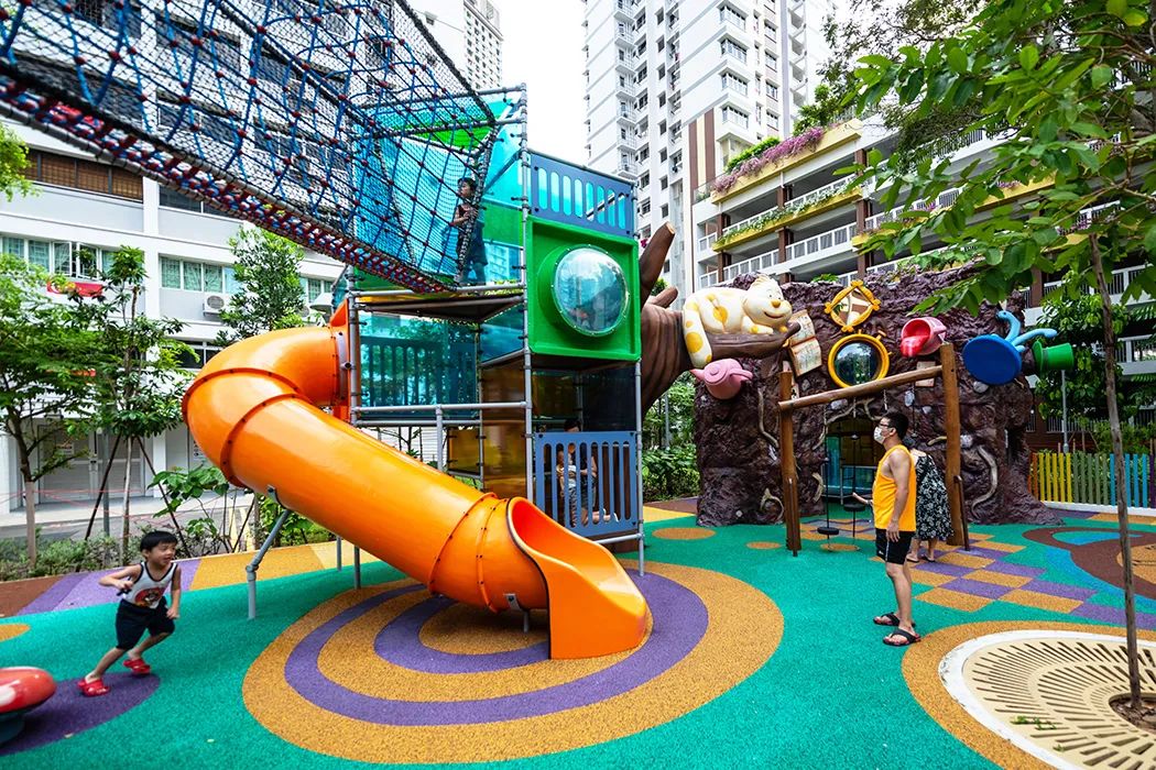 Wonderland Playground Dawson Vista