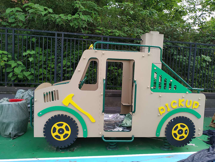 outdoor kids playground