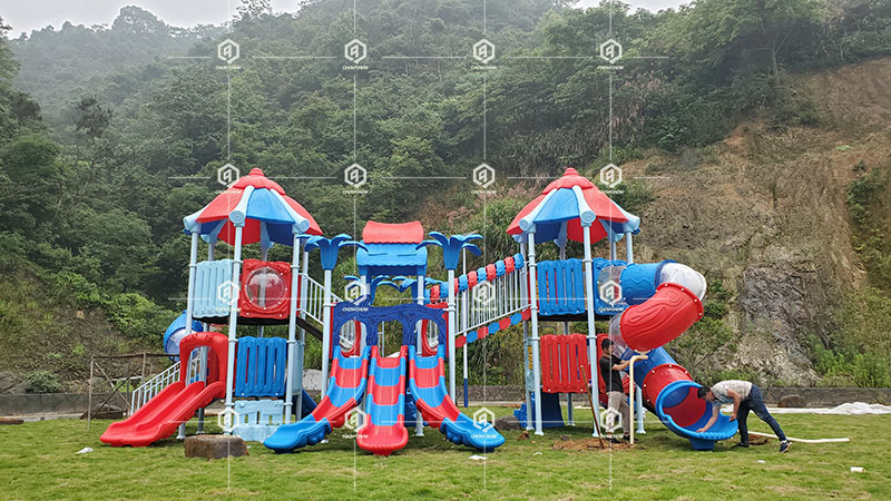 outdoor playground for toddlers