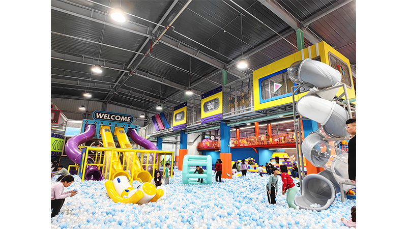 How To Reasonably Divide The Indoor Playground